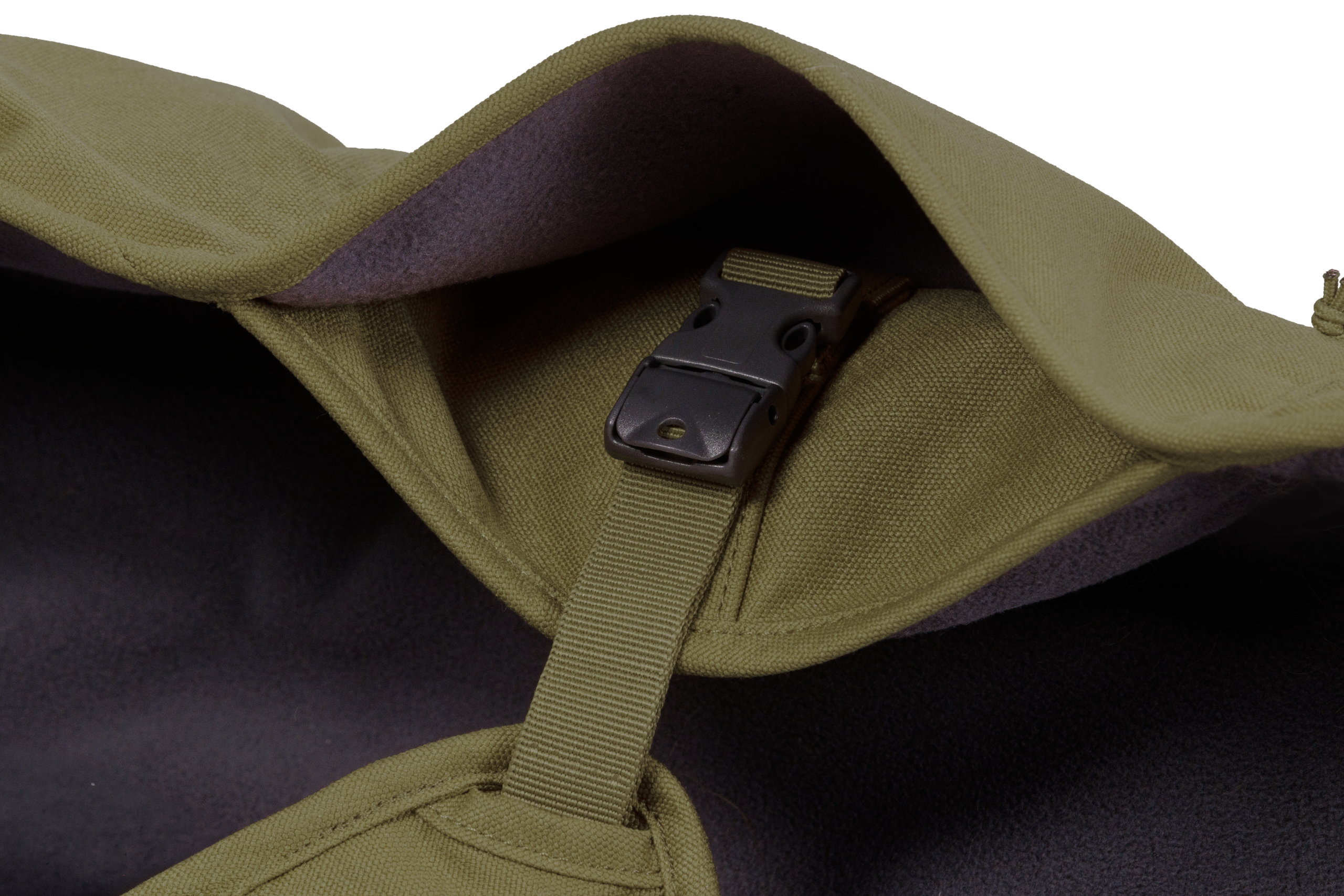 05152_Overcoat-Fuse-Insulated-Vest_Cedar-Green_Buckle_8.png