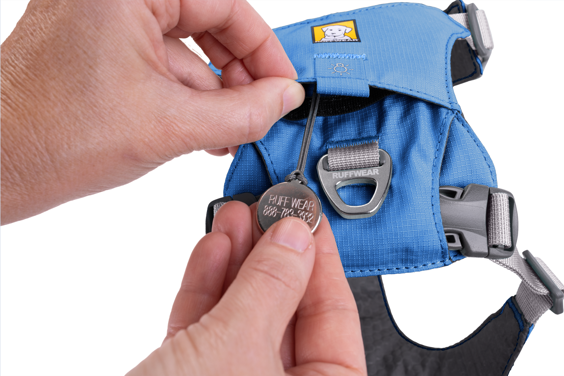 30821-Hi-And-Light-Harness-Blue-Dusk-Tag-Attachment-SMALL.png