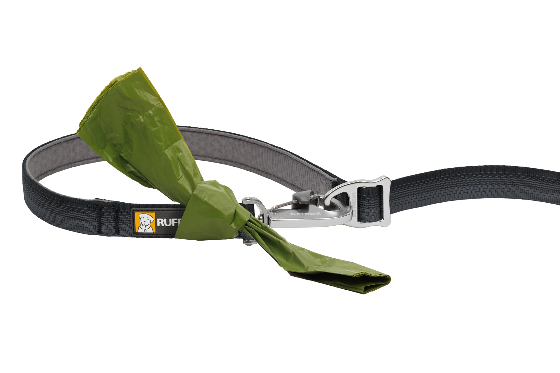 40251_Switchbak-Leash-Basalt-Gray_Handle-Clipped-with-bag_SMALL_bfe30326-5060-4348-bcc5-20f577f9c1b6.png